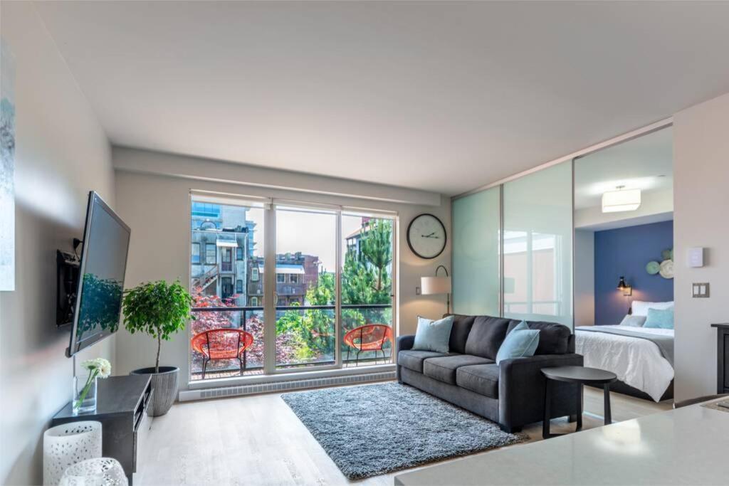 ויקטוריה Clean 3Rd Floor Executive 1 Bedroom Apt In Old Town China Town מראה חיצוני תמונה