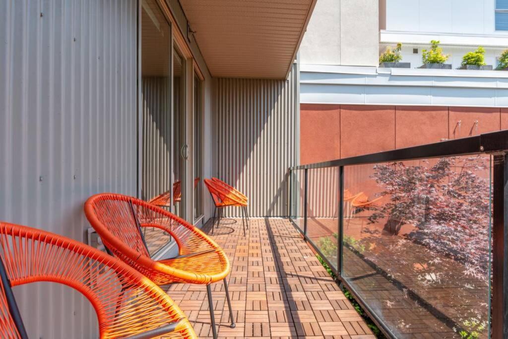 ויקטוריה Clean 3Rd Floor Executive 1 Bedroom Apt In Old Town China Town מראה חיצוני תמונה